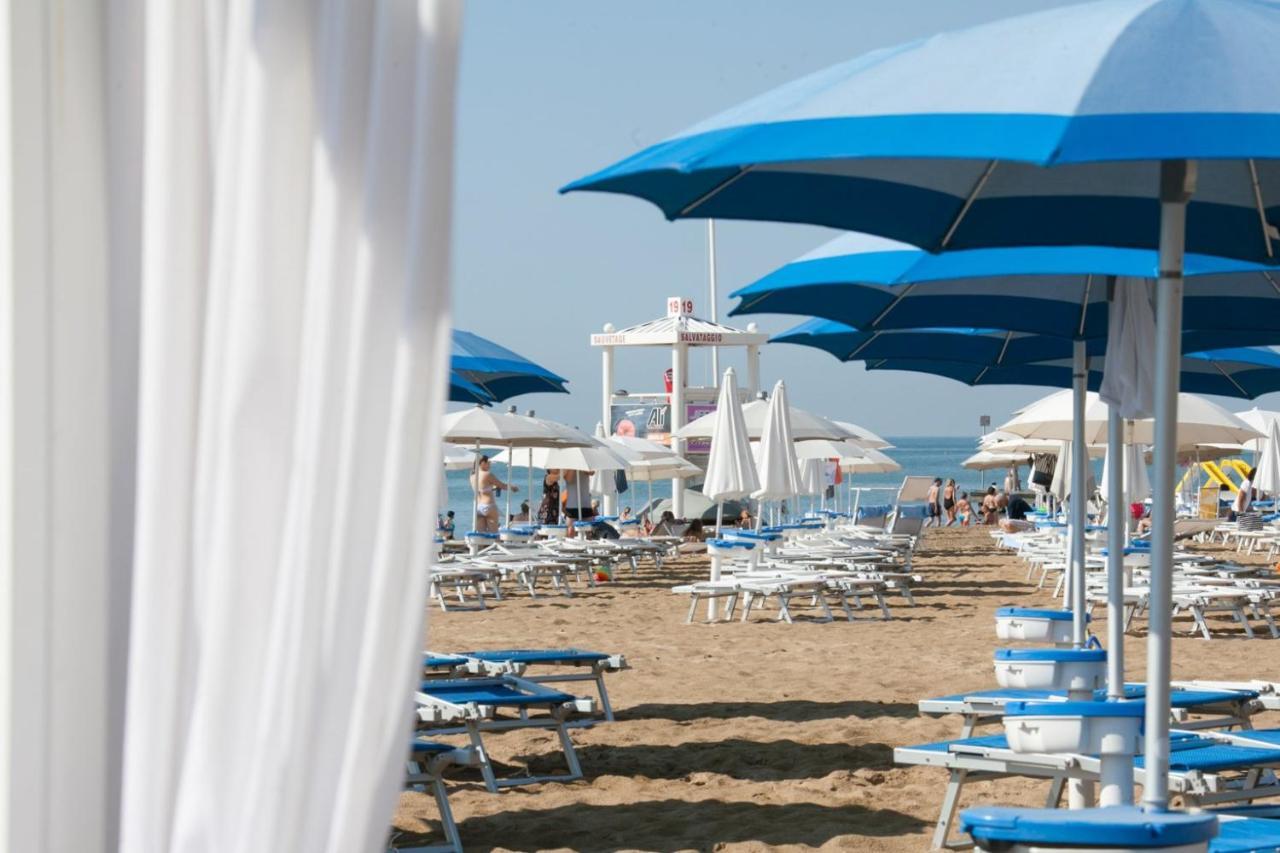 Hotel Albatros Lido di Jesolo Exterior foto